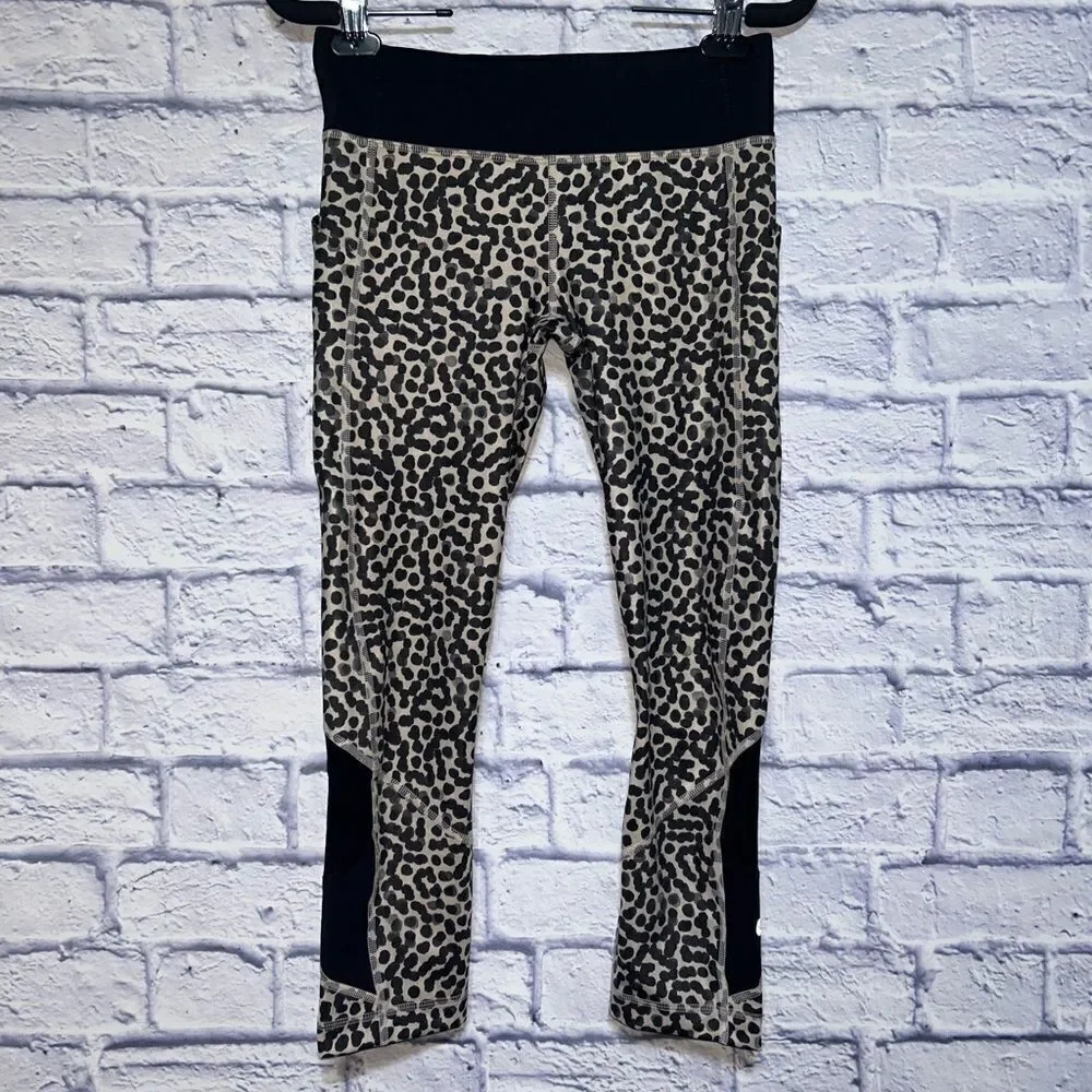 Lululemon Pace Rival Crop *Full-On Luxtreme Ace Spot Grain Black / Black